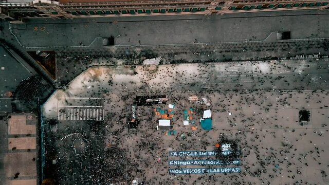 Cenital view of womans day 8m in Mexico city