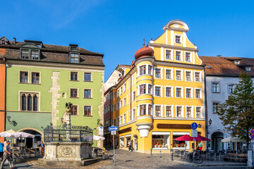 Domplatz, Blick zur Kramgasse, Regensburg, Bayern, Deutschland 