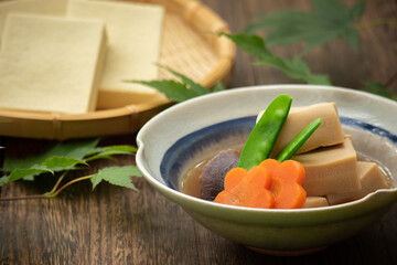 高野豆腐の煮物
