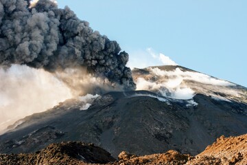L'Etna en éruption, Sicile, Italie