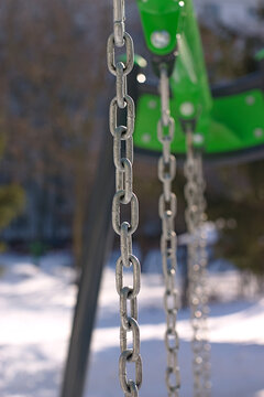metal chains for children's swings on the playground