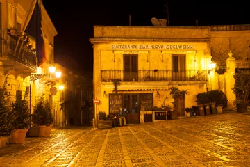 Rolgordijnen Erice town in Sicily by night © Patrick Ranz