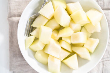 Golden dewlicious melon