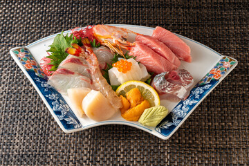 刺身盛り合わせ
