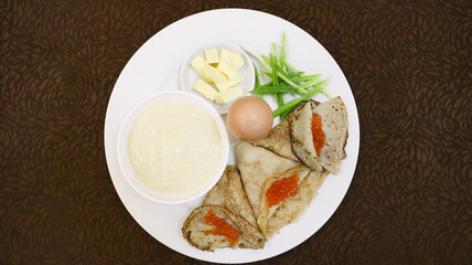 restaurant menu breakfast food good plate salad dinner green