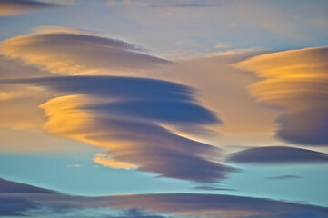Fototapeta na wymiar Cloud formations 