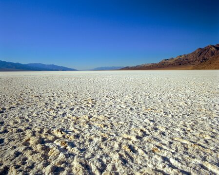 Salt Flats at Badwater, at minus 282 feet the lowest point in the USA, Death Valley National Monument, California/Nevada, USA