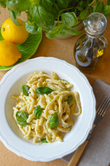 Lemon pasta with basil