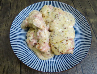 Araignée de porc sauce moutarde