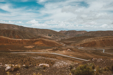 ruta entre la puna