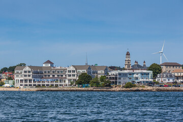 Fototapeta na wymiar USA, Massachusetts, Cape Ann, Gloucester. The Beauport Hotel, Gloucester Harbor