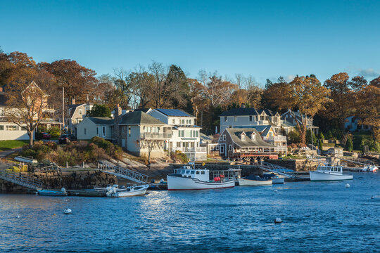 USA, Massachusetts, Cape Ann, Gloucester. Annisquam, Lobster Cove in winter.
