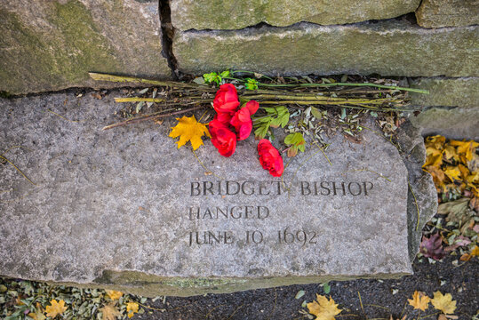 USA, Massachusetts, Salem. Stone Memorial To The Salem Witch Trials