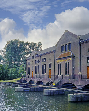 Lemmer, province Friesland the Netherlands. The Wouda pumping station on the IJsselmeer, the largest steam pumping station in the world, the pumping station was opened in 1920, Unesco World Heritage