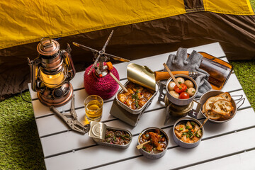 ャンプでアウトドア料理　Delicious outdoor food at the camp 