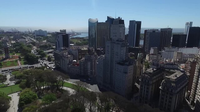 Edificios antiguos y nuevos de Buenos Aires, Argentina.