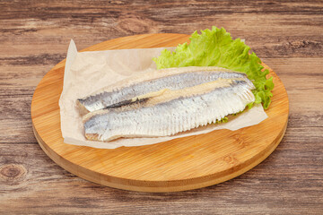 Herring fillet with salad leaves