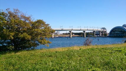 Fototapeta premium 湾岸、高速、水路