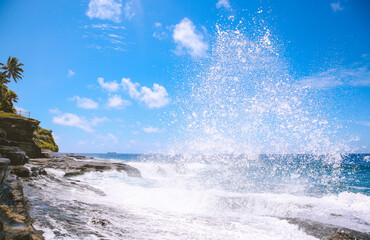 Big waves at China Walls, Koko Kai Beach Mini Park , Honolulu, Oahu, Hawaii | Sea Nature Landscape Travel	