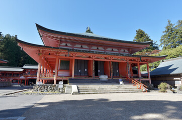 Fototapeta premium 秋の比叡山延暦寺 阿弥陀堂 滋賀県大津市