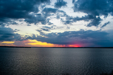 Naklejka premium sunset over the sea