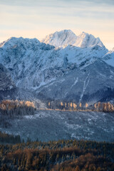 Panorama na tatry z widocznym szczytem Gerlach