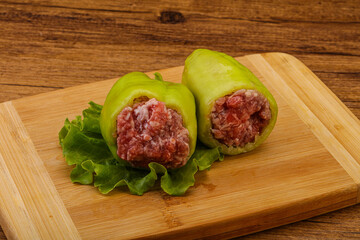 Raw stuffed pepper for cooking