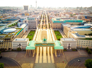 Obraz na płótnie Canvas Brandenburg gate after the sunrise in summer, Berlin