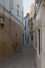 Obraz premium Paseando por las calles del bonito pueblo llamado Albalat dels tarongers en la Comunidad Valenciana