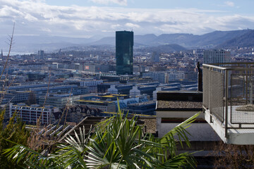 Obraz premium Panorama view over city of Zurich. Photo taken March 12th, 2021, Zurich, Switzerland.