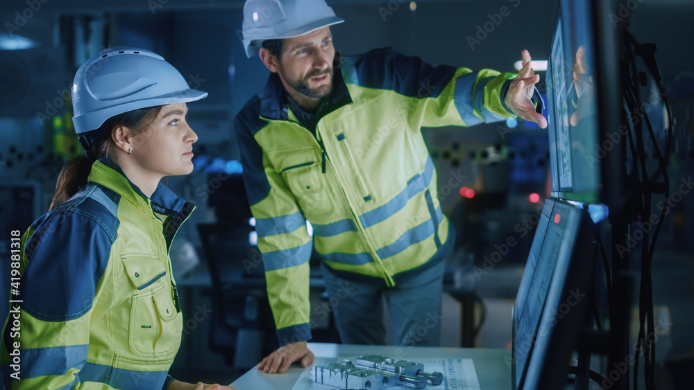 Poster Industry 4.0 Modern Factory: Project Engineer Talks to Female Operator who Controls Facility Production Line, Uses Computer with Screens Showing AI, Machine Learning Enhanced Assembly Process