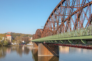 Obraz premium Raiway bridge over the Vltava river / Prague, Czech Republic