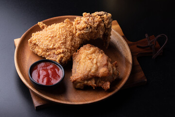 Crispy Chicken with Tomato Sauce
