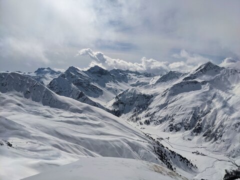 Ski tour in davos above sertig. skimo mountaineering to the tallihorn summit. Wonderful winter landscape in Switzerland