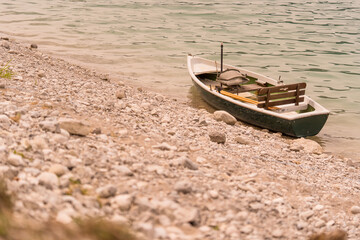 Fischerboot am Strand
