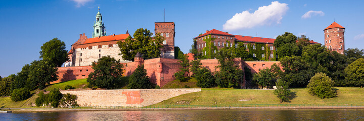 Fototapeta na wymiar Wawel Castle, Cracow, Poland