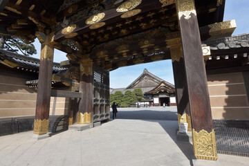 二条城　唐門から二の丸御殿を望む　京都市