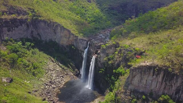 Cachoeira dos Saltos no Parque nacional Chapada dos Veadeiros, Goi&aacute;s, Brasil.