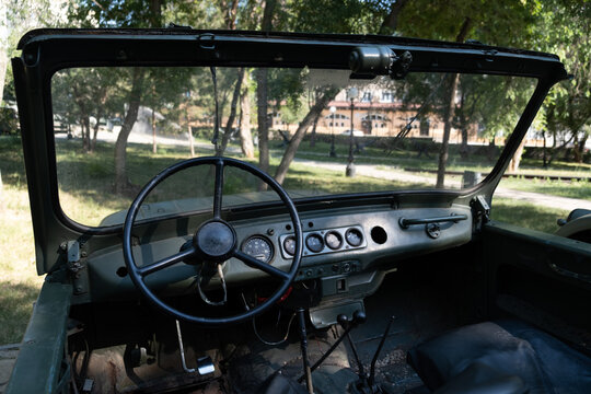 Uaz Cabin View