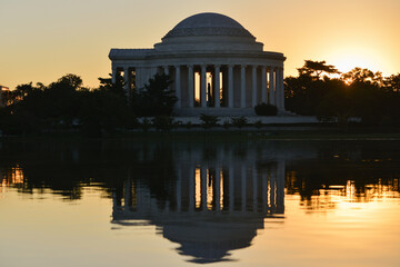 Obraz premium Thomas Jefferson Memorial during sunrise - Washington D.C. United States of America