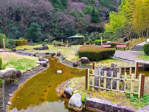 阪和道岸和田sa サービスエリア の日本庭園の風景 コピースペースあり Wall Mural 西 孝樹