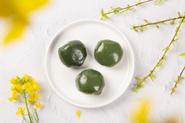 china Sweet Green Rice Ball with rape flower,Qingming festival fruit