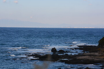 三浦市三崎の海岸の眺め