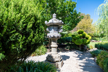 Fototapeta na wymiar Japanese garden sculpture
