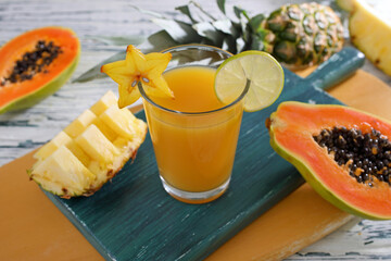 frullati e cocktail di frutta tropicale