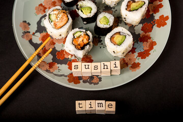 Maki Sushi Food Delivery Box with lettering