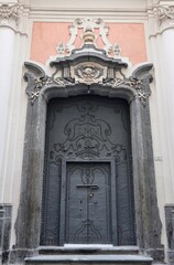 Fototapeta na wymiar Napoli - Entrata della Chiesa di Santa Maria di Vertecoeli