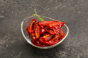 Sun-dried tomato in olive oil