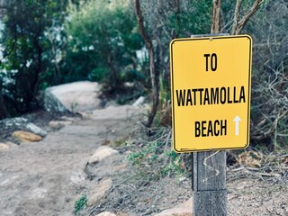 Schild "to Wattamolla beach", Australien