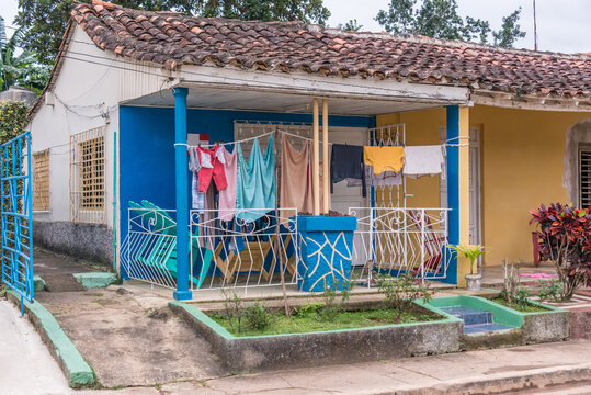 Imagen de una casa familiar en el pueblo de Viñales, Cuba